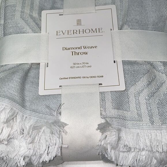 🔥EVER HOME DIAMOND WEAVE THROW 50 in x 70 in New - Picture 2 of 4